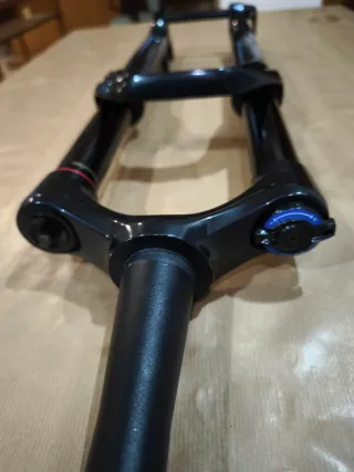 Horquilla Rock Shox Yari 160mm procede de Haibike