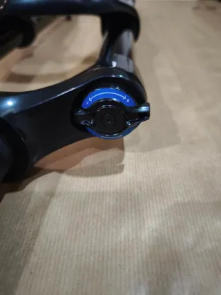 Horquilla Rock Shox Yari 160mm procede de Haibike