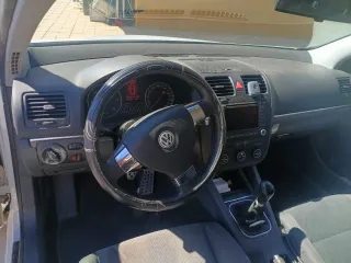 Volkswagen Golf 2005