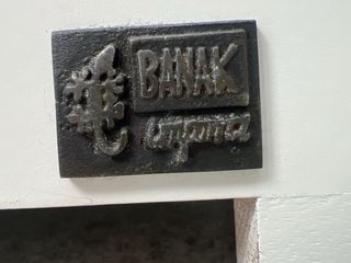 Cómoda blanca con cristal