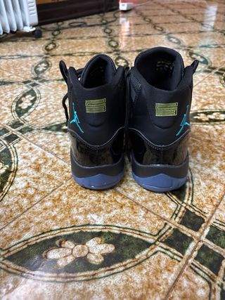 Jordan Bambas Negras y Turquesa