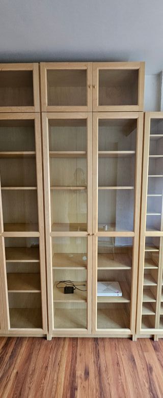 Conjunto modular Ikea madera y cristal