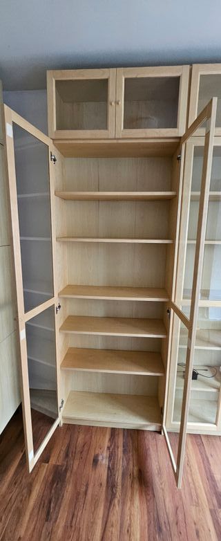 Conjunto modular Ikea madera y cristal