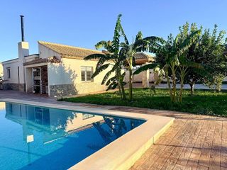 Chalet en venta en La Paz en Alcalá de Guadaira