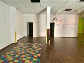 Local comercial en alquiler en Alginet