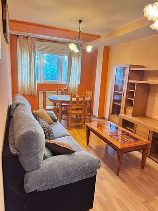 Piso en alquiler en Villamuriel de Cerrato