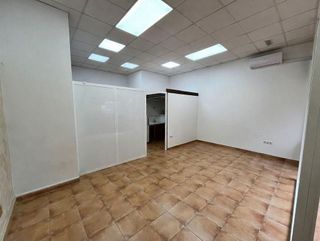 Local comercial en alquiler en Zarandona en Murcia