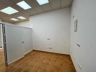 Local comercial en alquiler en Zarandona en Murcia