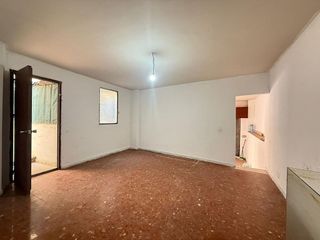 Local comercial en alquiler en Centro en Almería