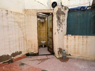 Local comercial en alquiler en Centro en Almería