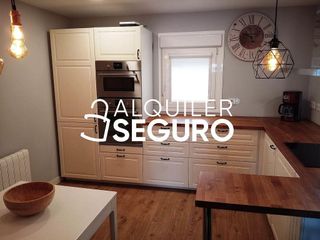 Piso en alquiler en Hospital en Valladolid