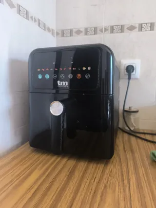 Freidora de Aire Digital TM Electron 6L