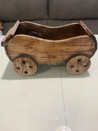 Macetero Decorativo Carro Madera