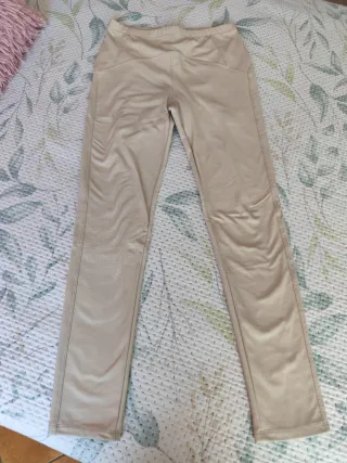 Pantalones de polipiel