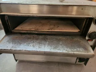 Horno Pizzero Profesional.