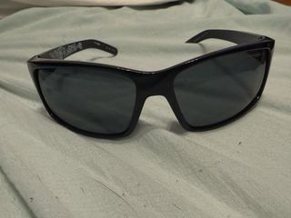 Gafas de sol Arnette polarizadas negras