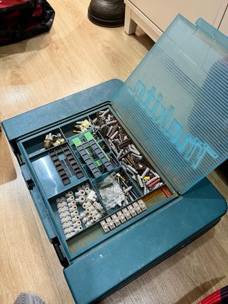 Maletín Makita con taladro y atornillador