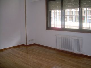 Oficina en alquiler en Castillejos en Madrid