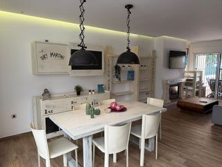 Casa adosada en alquiler en Elviria en Marbella