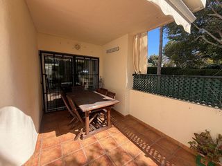 Casa adosada en alquiler en Elviria en Marbella