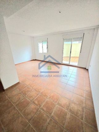 Casa adosada en alquiler en Ogíjares