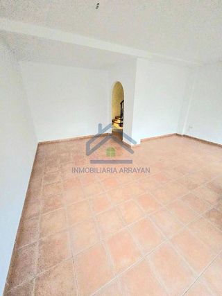 Casa adosada en alquiler en Ogíjares