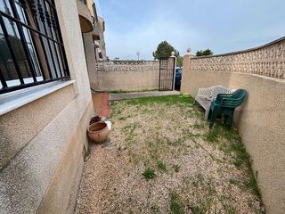 Casa adosada en venta en La Siesta - El Salado - Torreta en Torrevieja