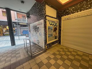 Local comercial en alquiler en Centro - Mendibil - Santiago en Irun