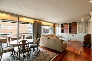 Piso en alquiler en Les Tres Torres en Barcelona