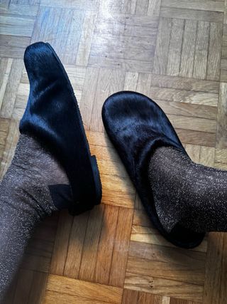 Zuecos cuero Sisley negros