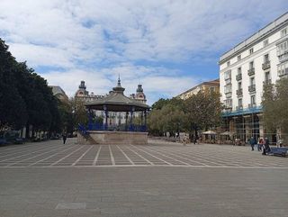 Local comercial en alquiler en Puerto Chico en Santander