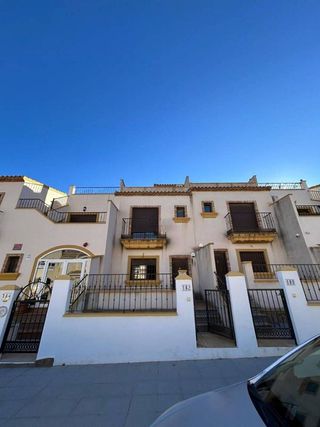 Casa adosada en venta en Pinar de Campoverde en Pilar de la Horadada