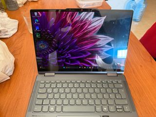Lenovo Yoga 7 Portátil Táctil Gris