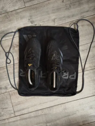 Botas de fútbol Adidas Predator elite negras y pl