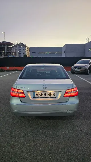 Mercedes-Benz Clase E 2010