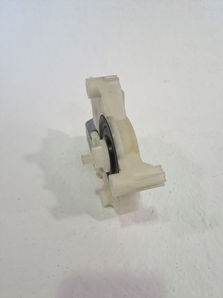 MOTOR ELEVALUNAS TRASERO IZQUIERDO RENAULT CAPTUR II 680931