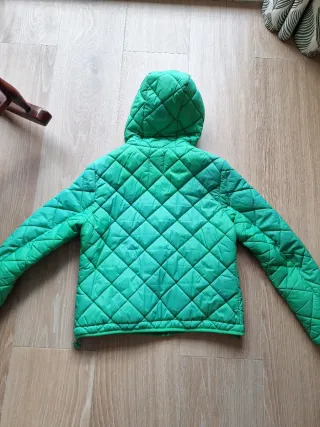 Chaqueta acolchada verde Zara