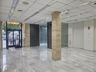 Local comercial en alquiler en Sanlúcar la Mayor