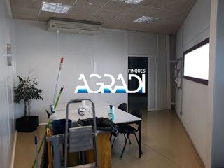 Nave industrial en alquiler en Parets del Vallès