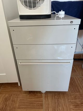 Gavetero de oficina metálico gris