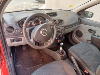 Renault Clio 2006