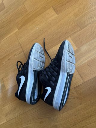 Zapatillas running Nike negras unisex