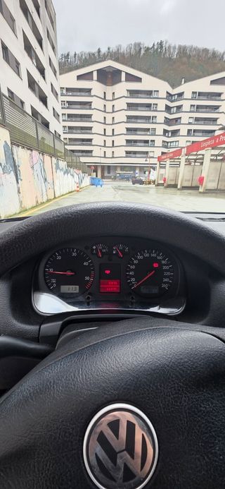 Volkswagen Golf 2004