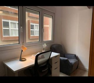 Piso en alquiler en Plaza de Toros - Santa Rita en Almería