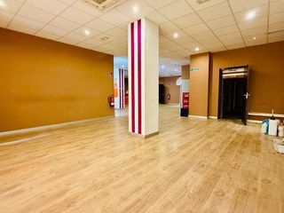 Local comercial en alquiler en Pº Zorrilla - Cuatro de Marzo en Valladolid