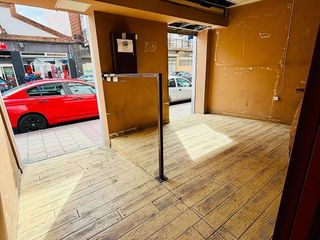 Local comercial en alquiler en Pº Zorrilla - Cuatro de Marzo en Valladolid