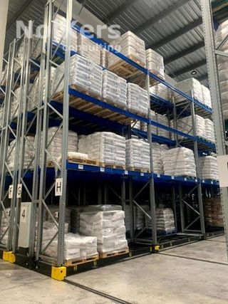 Nave industrial en alquiler en Parets del Vallès