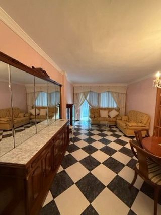 Piso en alquiler en Carlos Haya en Málaga