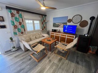 Chalet en alquiler en Urbanizaciones en Guardamar del Segura