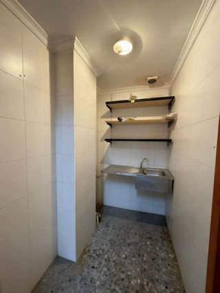 Local comercial en alquiler en Montequinto en Dos Hermanas